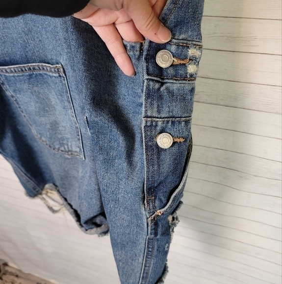 WILD FABLE DENIM OVERALL SHORTS, SZ XXL - Picture 9 of 11
